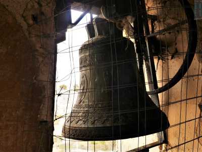 ...che permette il funzionamento della campana in ferro